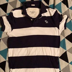 Navy & white Abercrombie & Fitch men’s polo shirt